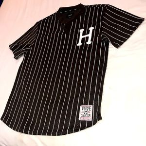 Zumiez jersey size medium color brown